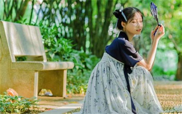 女性为什么怀孕了白带发黄?