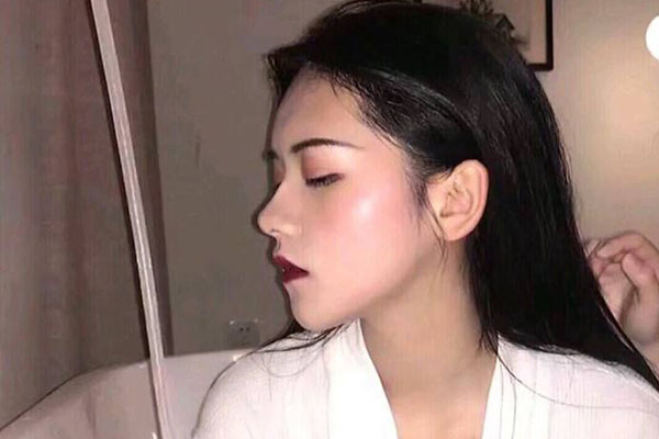 女性白带不正常都有什么症状呢